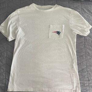 Vineyard Vines White Short Sleeve Tee with Patriots Logo